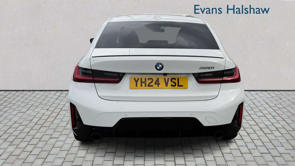 BMW 3 Series 320I M Sport Step 2024 YH24VSL White #5
