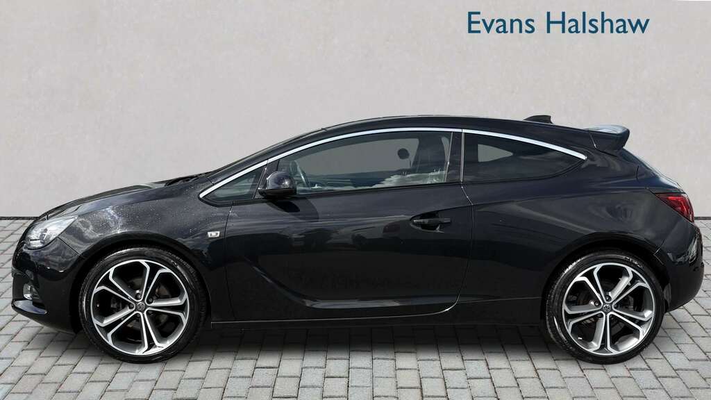 Vauxhall Astra GTC 1.4T 16V 140 Limited Edition 2016 CK16JDZ Black #4