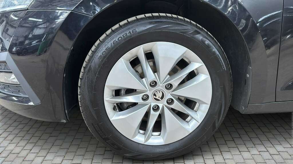 Skoda Octavia 1.5 Tsi Se Technology 2021 AJ21DKO Black #6