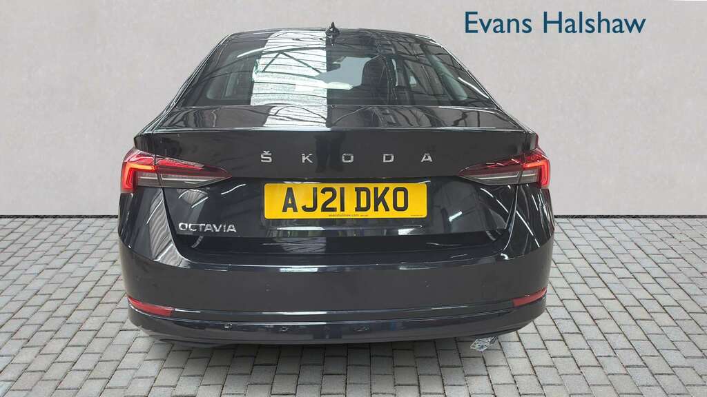 Skoda Octavia 1.5 Tsi Se Technology 2021 AJ21DKO Black #5