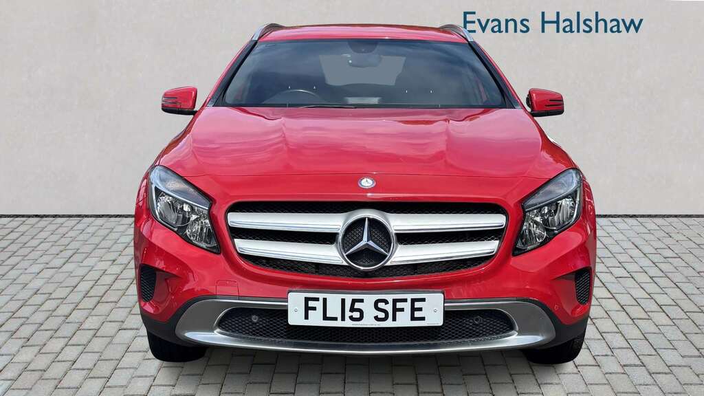 Mercedes-Benz GLA Class 220 Cdi 4Matic Sport Executive 2015 FL15SFE Red #3