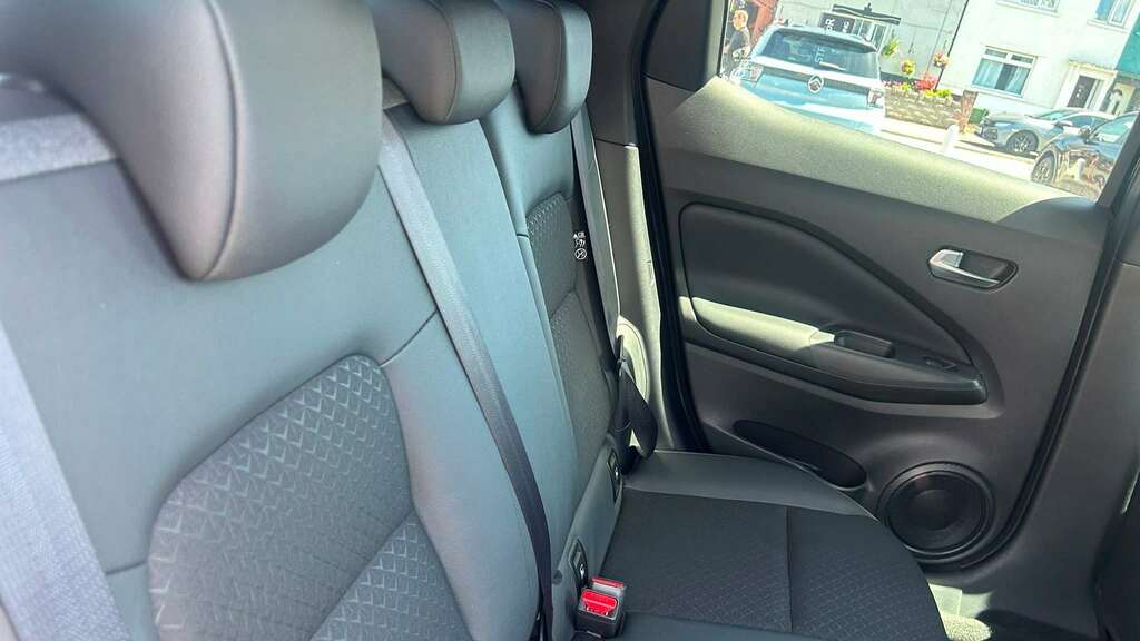 Nissan Juke 1.0 Dig-t N-connecta 2025 DT74UPW Black #6