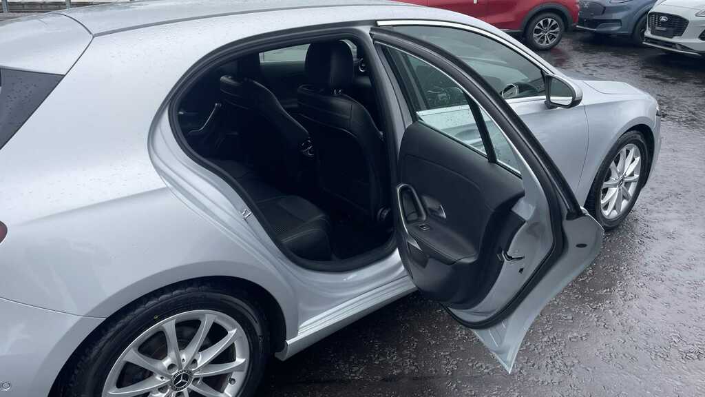 Mercedes-Benz A Class A200 Sport Executive 2018 KW68YSY Silver #6