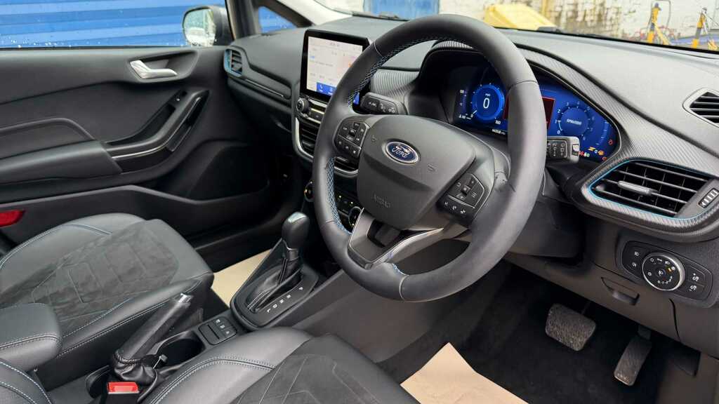 Ford Fiesta 1.0 Ecoboost Hbd Mhev 125 Active Vignale Grey #4