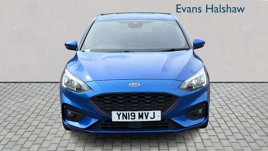 Ford Focus 1.0 Ecoboost 125 St-line 2019 YN19MVJ Blue #4
