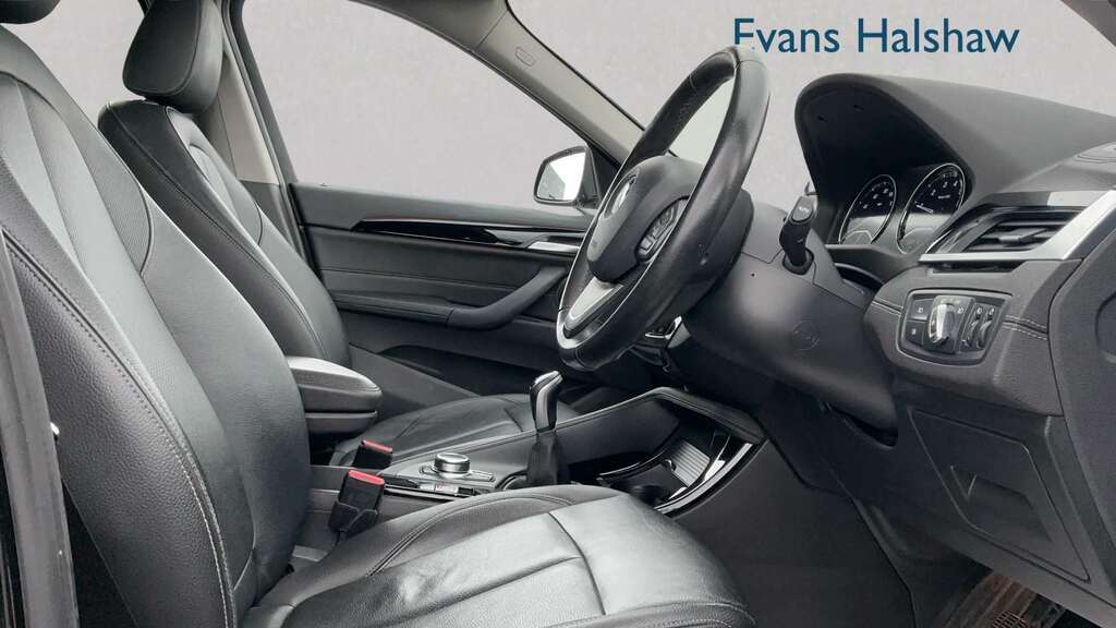 BMW X1 Sdrive 18I Xline 2019 PX69JNV Black #3