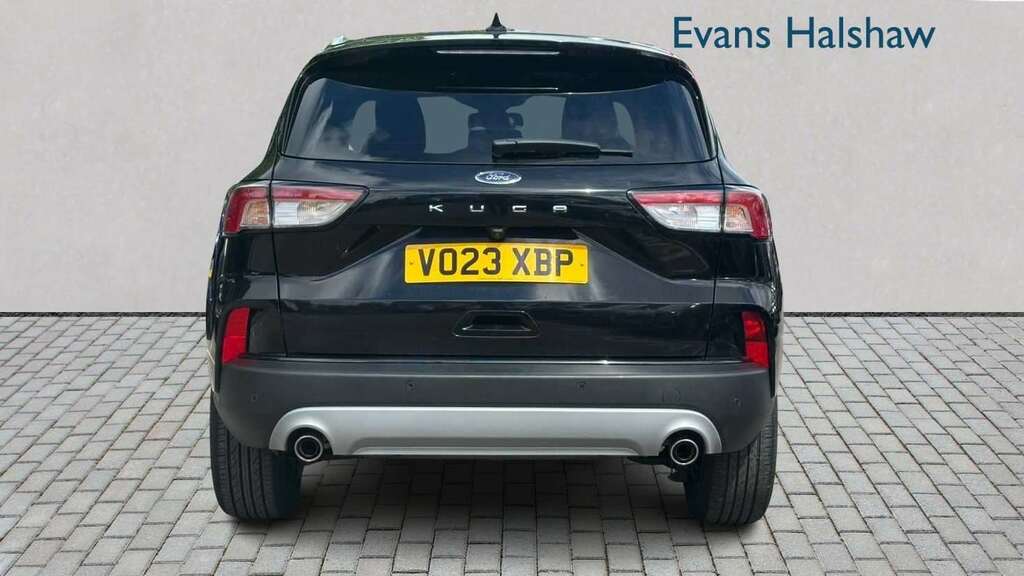 Ford Kuga 1.5 Ecoboost 150 Titanium Edition 2023 VO23XBP Black #3