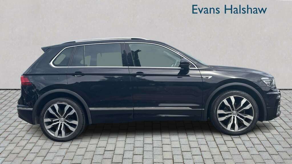 Volkswagen Tiguan 2.0 Tdi 150 R-line Dsg 2017 LV67TZA Black #6