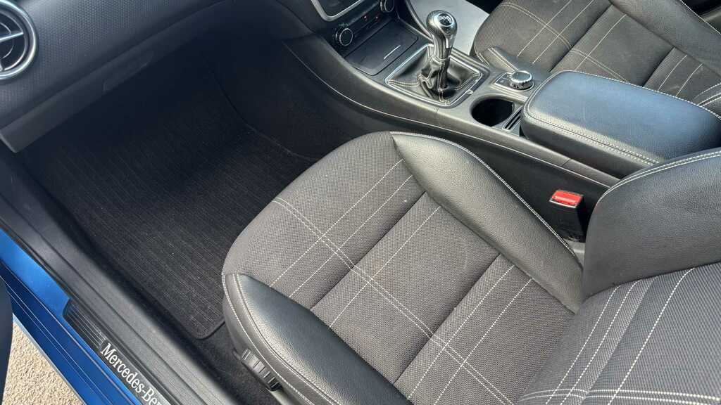 Mercedes-Benz A Class A180 Blueefficiency Sport 2014 Blue #5