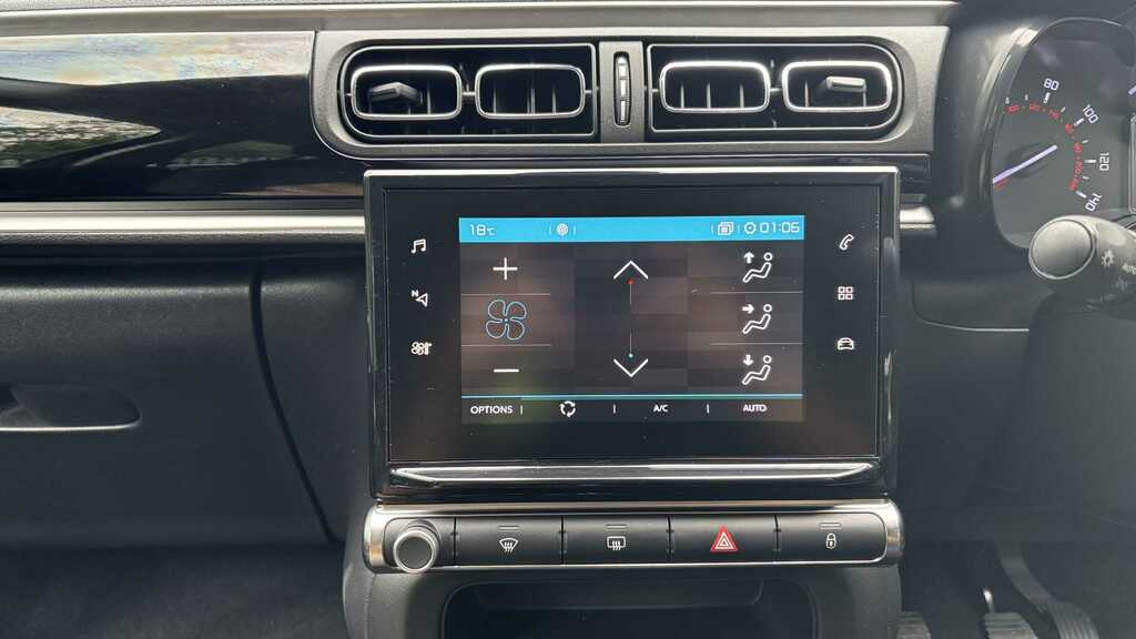 Citroen C3 1.2 Puretech Shine 2021 LB71WNV Black #2
