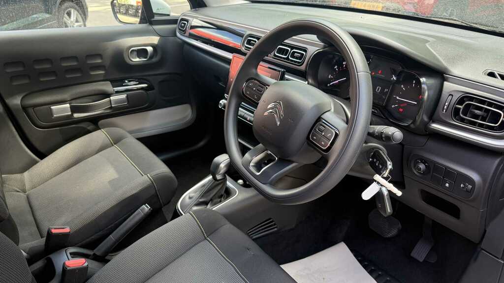 Citroen C3 1.2 Puretech 110 Plus Eat6 2024 LF73DFY Black #6