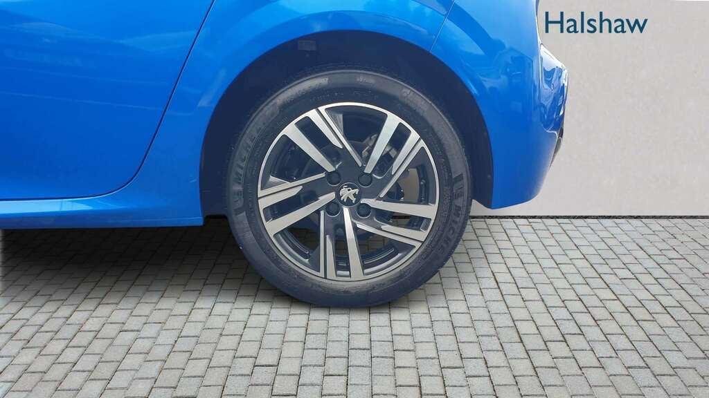 Peugeot 208 1.2 Puretech 130 Allure Premium Eat8 2022 CE72NGJ Blue #4
