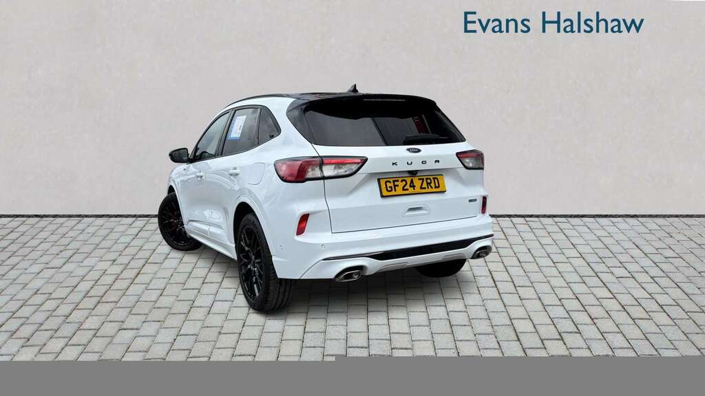 Ford Kuga 2.5 Fhev Black Package Edition Cvt 2024 White
