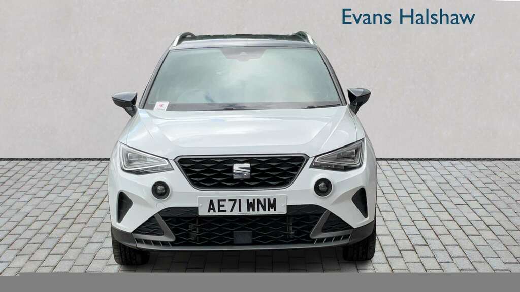 Seat Arona 1.0 Tsi 110 Fr 2021 AE71WNM Grey #3
