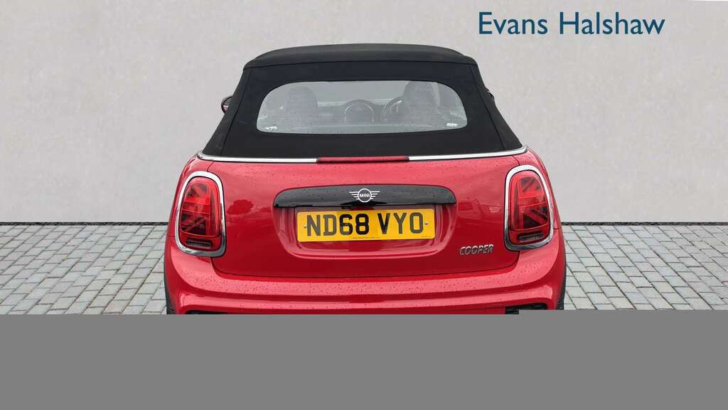 Mini Convertible 1.5 Cooper Sport II 2018 ND68VYO Red #4