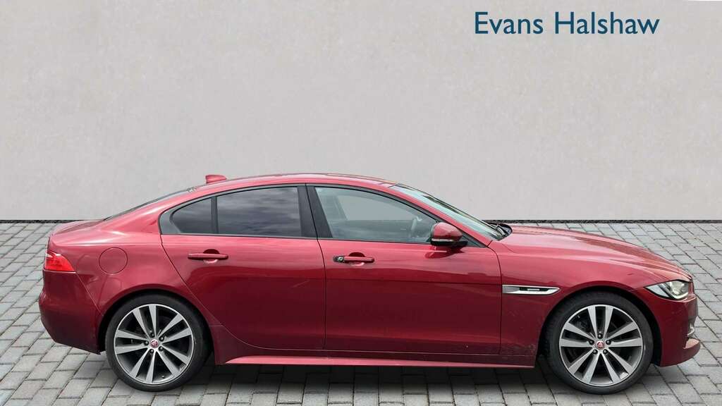 Jaguar XE 2.0D 180 R-sport 2017 RF17FYA Red #5