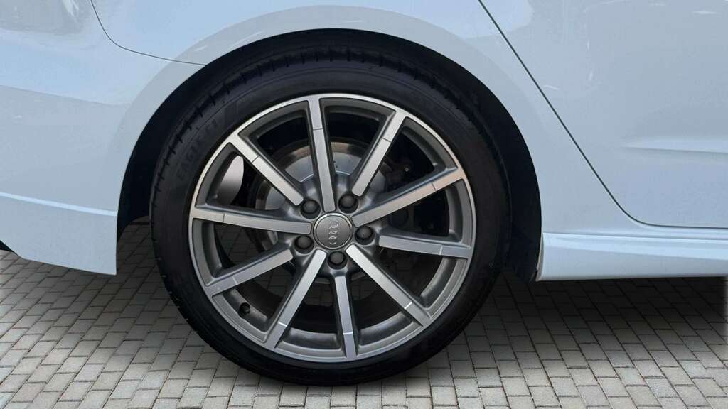 Audi A3 35 Tfsi Black Edition S Tronic 2020 YC20RJZ White #6