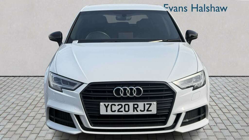 Audi A3 35 Tfsi Black Edition S Tronic 2020 YC20RJZ White #3