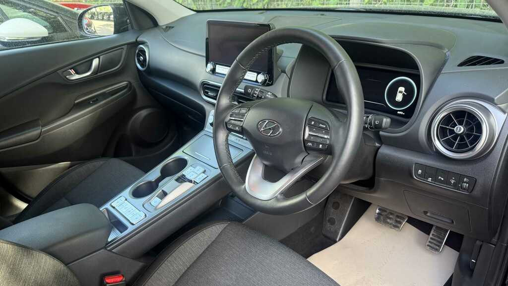 Hyundai Kona 100Kw Premium 39Kwh 2023 PK23RHY Black #6