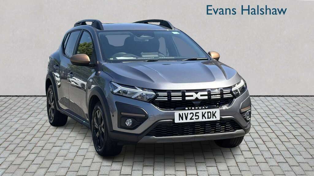 Dacia Sandero Stepway 1.0 Tce Extreme Cvt 2025 Grey