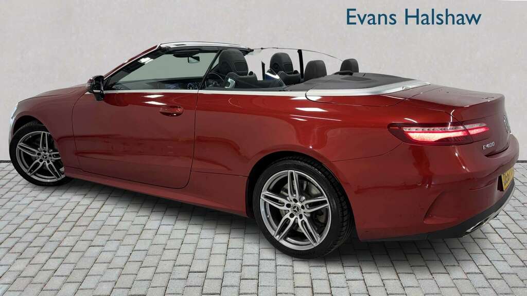 Mercedes-Benz E Class E200 Amg Line 7G-tronic 2017 DE67VYS Red #2
