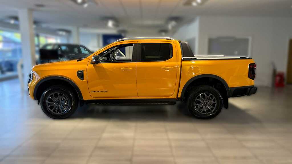 Ford Ranger Pick Up Double Cab Wildtrak 2.0 Ecoblue 205 2 EA25WGN Orange #4