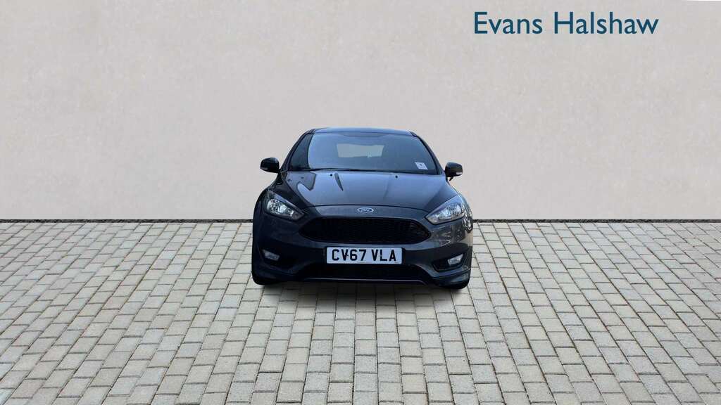 Ford Focus 1.5 Tdci 120 St-line 2017 CV67VLA Grey #2
