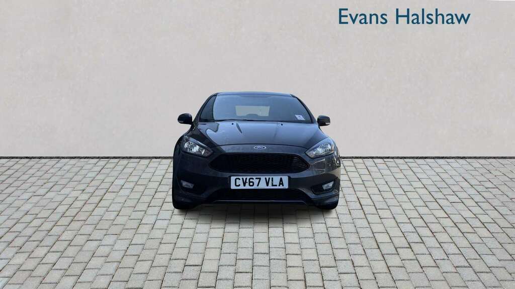 Ford Focus 1.5 Tdci 120 St-line 2017 CV67VLA Grey #4