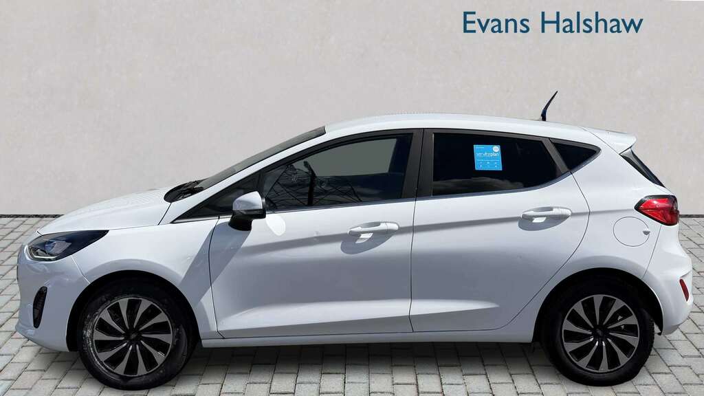 Ford Fiesta 1.0 Ecoboost Titanium 2023 MX73XJU White #2