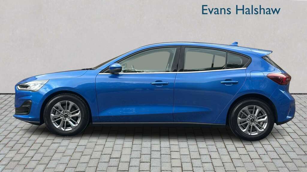 Ford Focus 1.0 Ecoboost Hybrid Mhev Titanium 2024 PF24AZB Blue #5