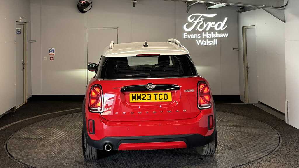 Mini Countryman 1.5 Cooper Classic 2023 MM23TCO Red #5