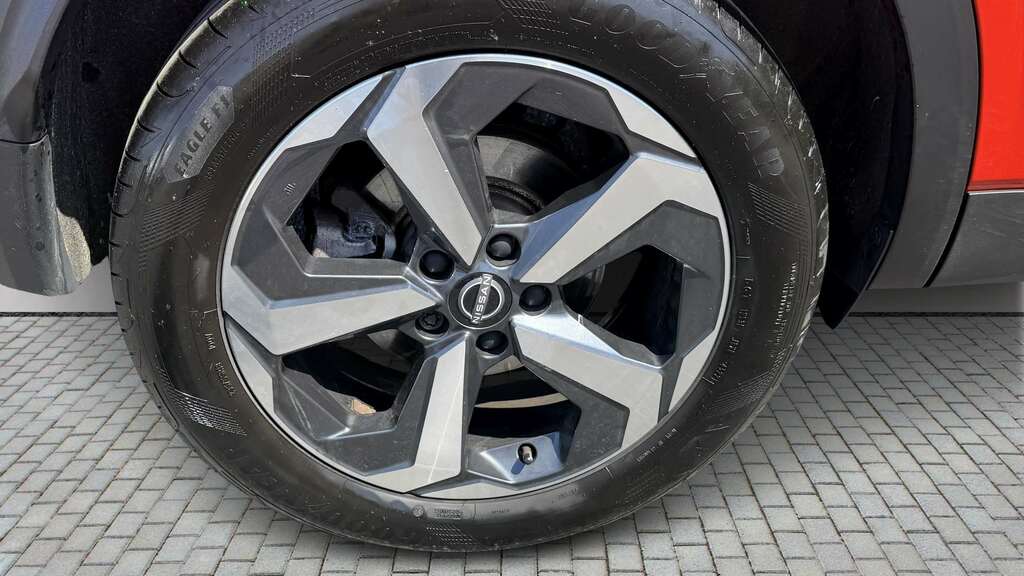 Nissan Qashqai 1.5 E-power N-connecta 2023 URZ4046 Red #4