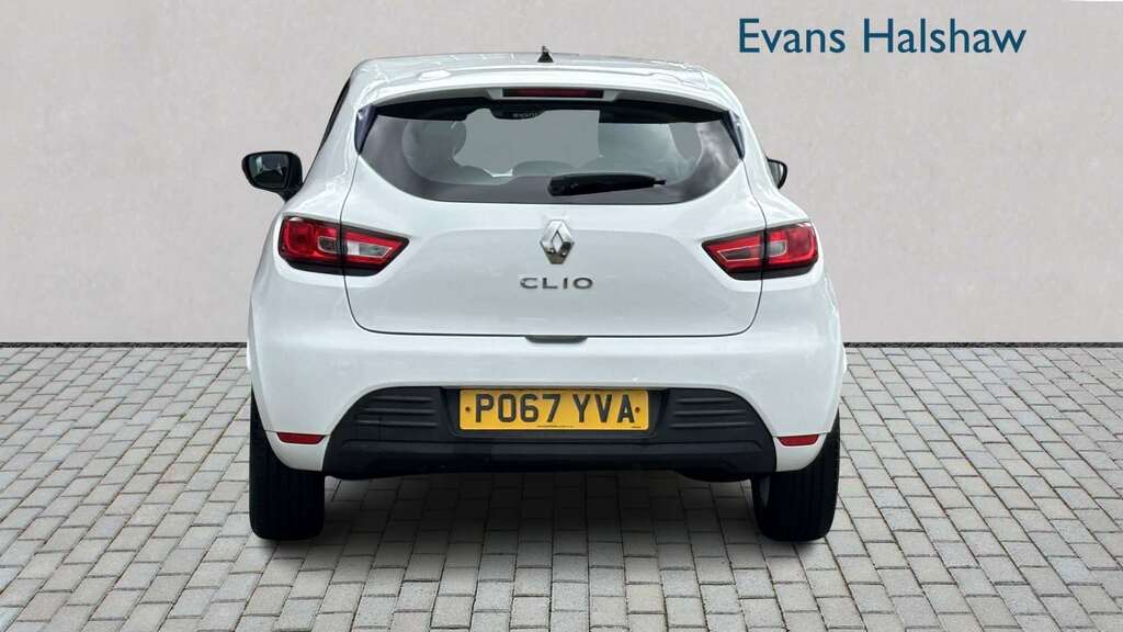 Renault Clio 1.2 16V Play 2017 PO67YVA White #5