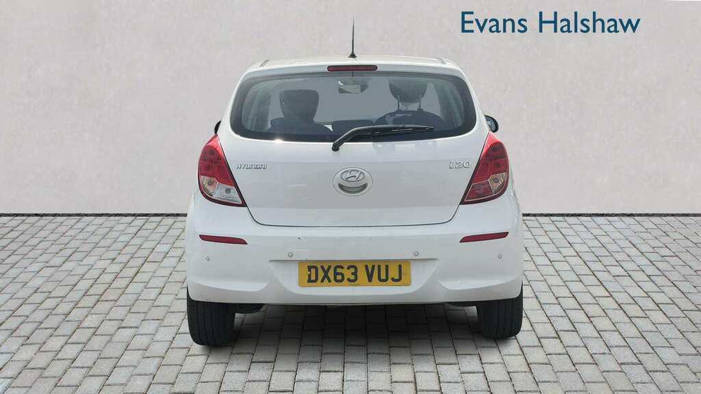 Hyundai I20 1.4 Active 2014 DX63VUJ White #5