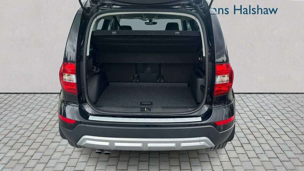 Skoda Yeti 2.0 Tdi Cr 150 Se L Drive 4X4 2017 Black
