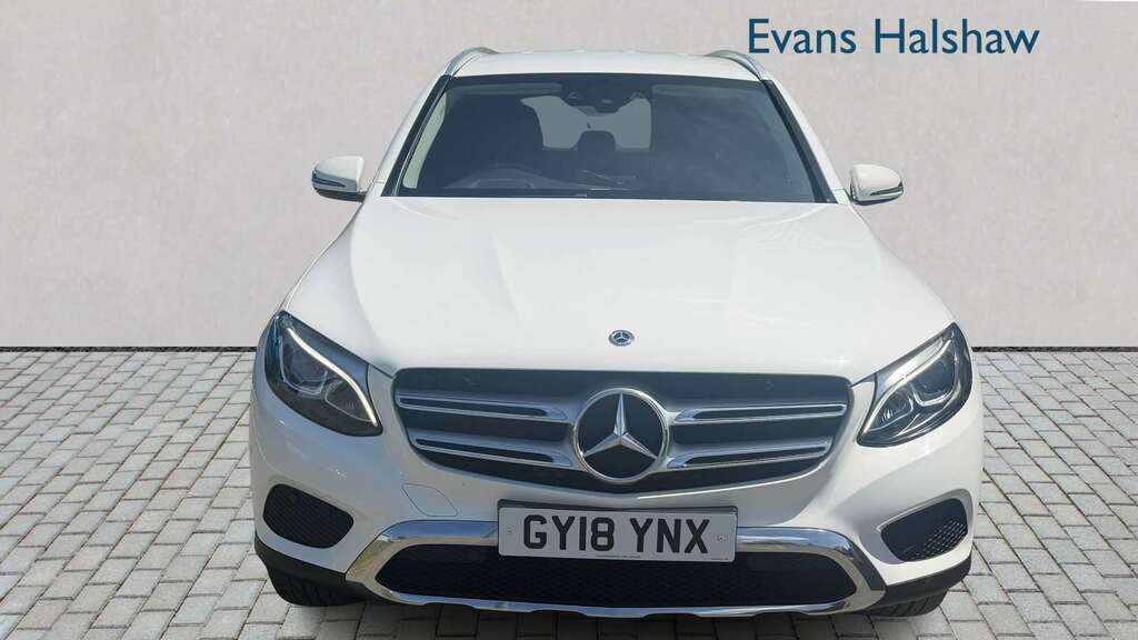 Mercedes-Benz GLC Class 250 4Matic Sport 9G-tronic 2018 GY18YNX White #4