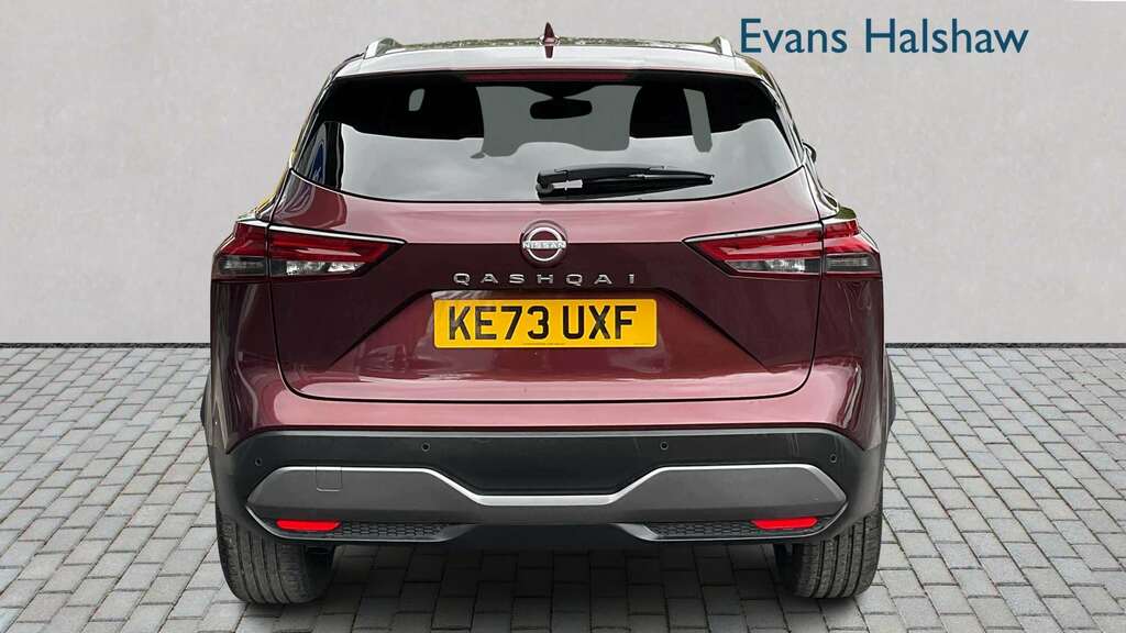 Nissan Qashqai 1.3 Dig-t Mh Tekna 2024 KE73UXF Red #5