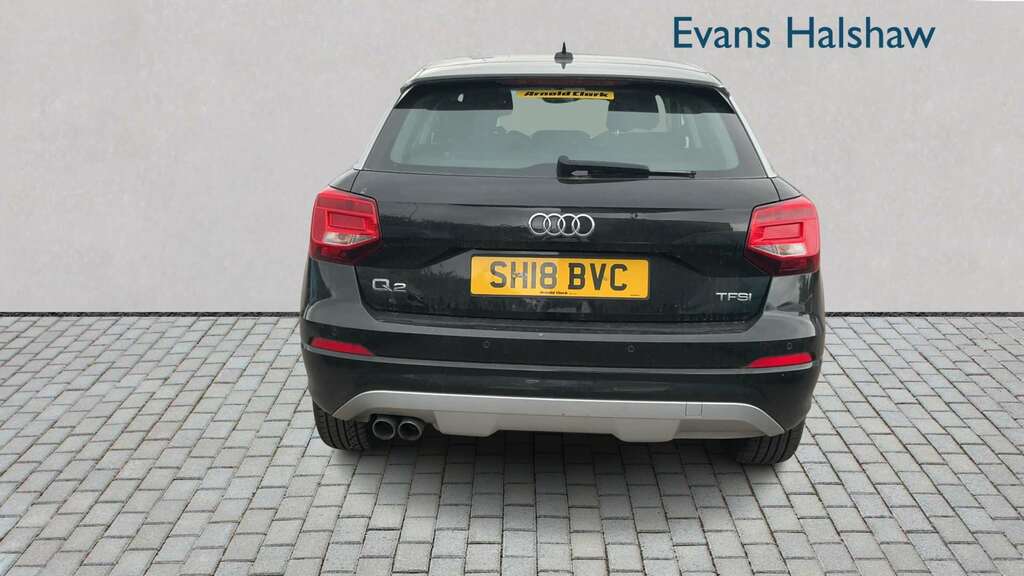 Audi Q2 1.4 Tfsi Sport 2018 SH18BVC Black #3