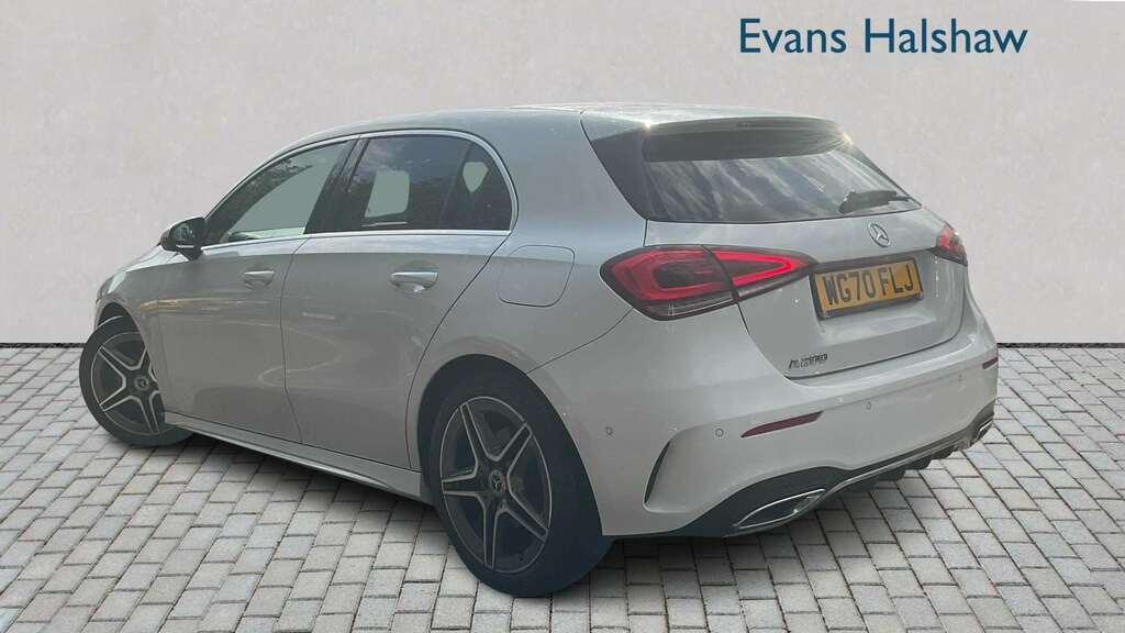 Mercedes-Benz A Class A200 Amg Line Executive 2020 WG70FLJ White #2