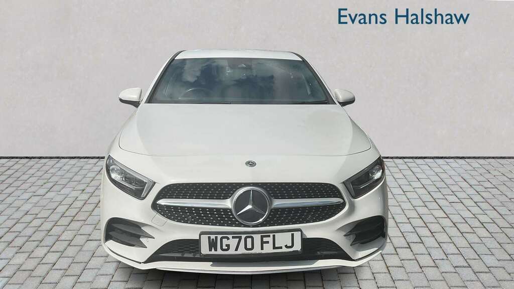 Mercedes-Benz A Class A200 Amg Line Executive 2020 WG70FLJ White #3