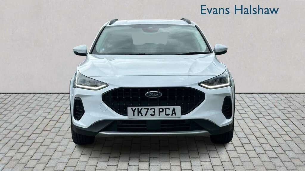 Ford Focus 1.0 Ecoboost Hybrid Mhev Active X 2024 White #3