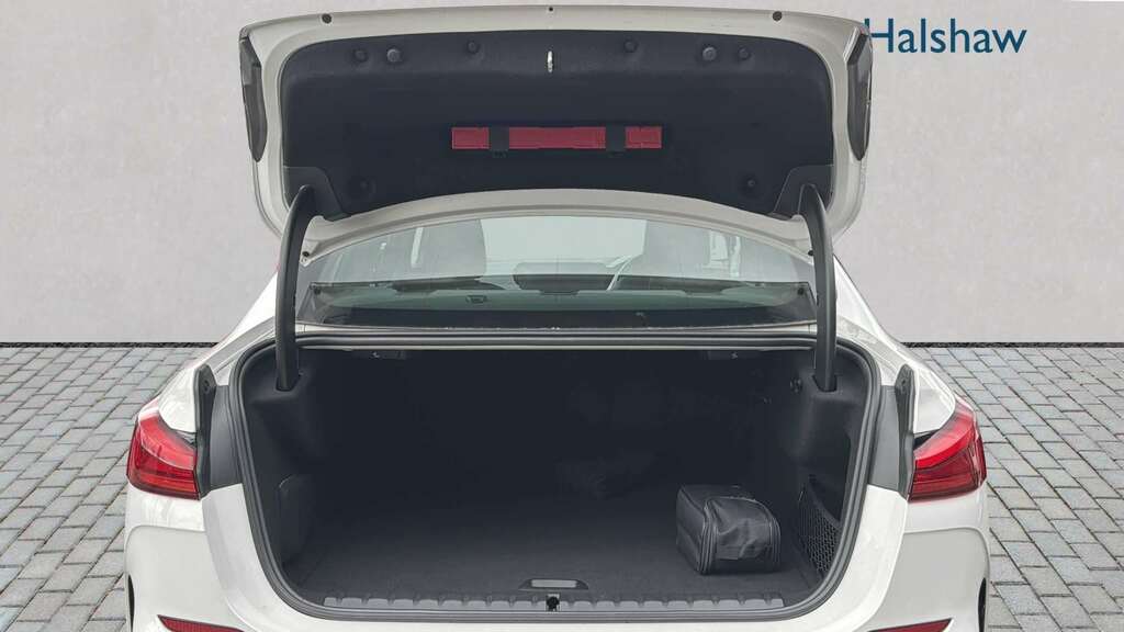 BMW 2 Series 218I M Sport Dct 2020 White #6