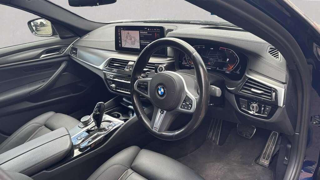 BMW 5 Series 530D Xdrive Mht M Sport 2022 LG22UBV Blue #3