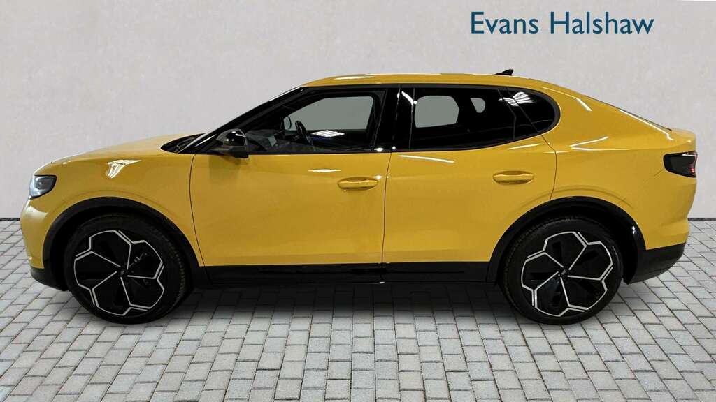 Ford Capri 210Kw Premium 77Kwh 2025 EO75XMX Yellow #6
