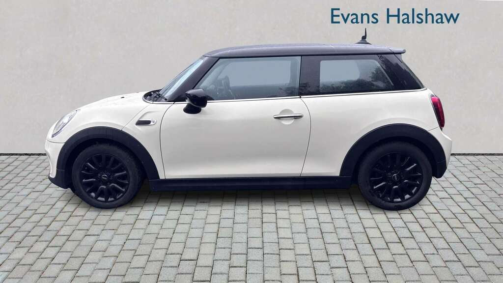Mini Hatch 1.5 Cooper Classic II 2019 SG69LMM White #5