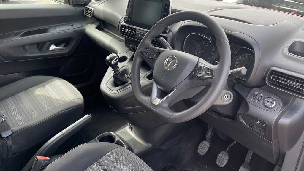 Vauxhall Combo Life 1.2 Turbo Energy 7 Seat 2019 Red #5