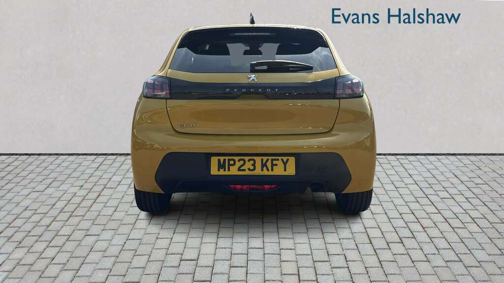 Peugeot 208 1.2 Puretech Active Premium 2023 MP23KFY Yellow #4