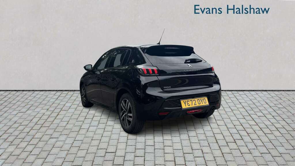 Peugeot 208 1.2 Puretech 100 Allure Premium 2023 YC72OYO Black #5