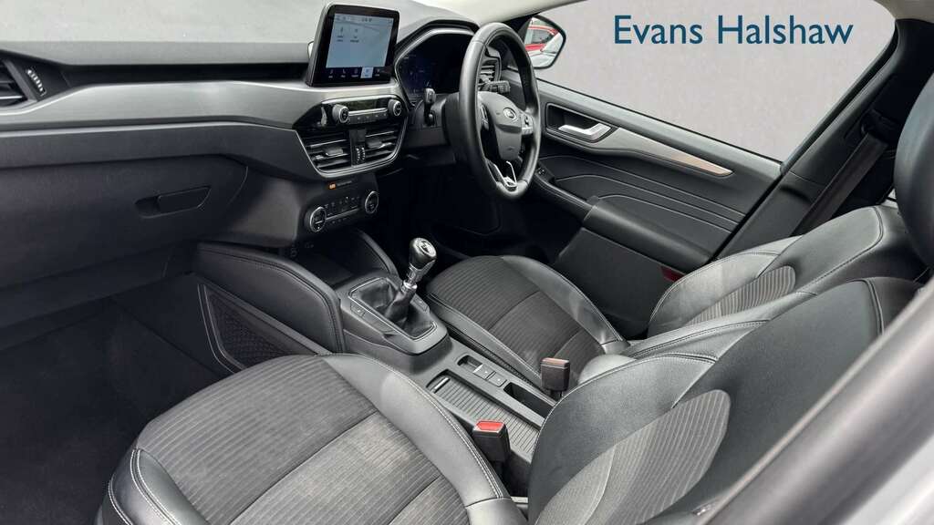 Ford Kuga 1.5 Ecoboost 150 Titanium Edition 2023 BG23XNC Silver #3