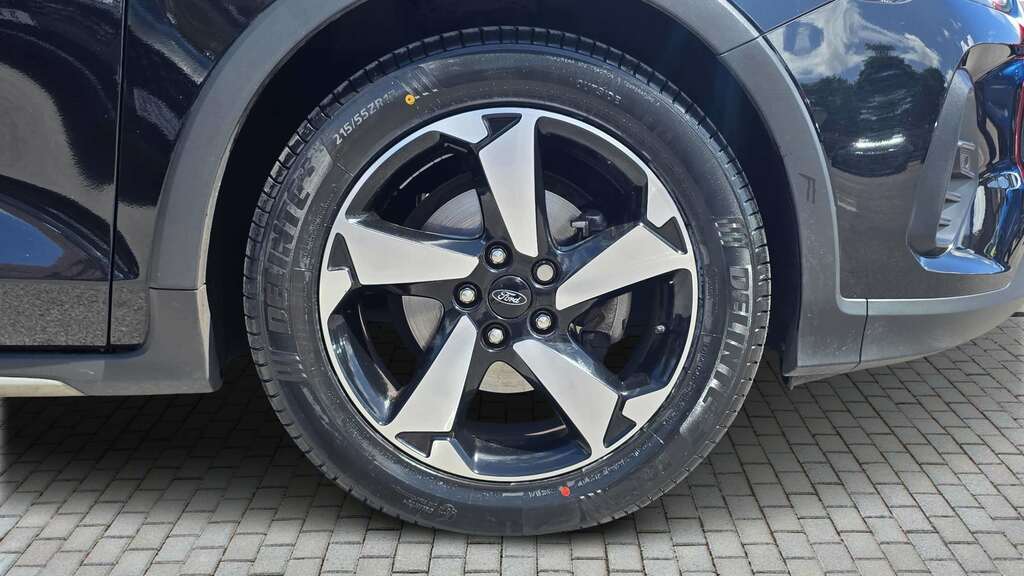 Ford Focus 1.0 Ecoboost Hybrid Mhev Active 2024 AVI4134 Black #5